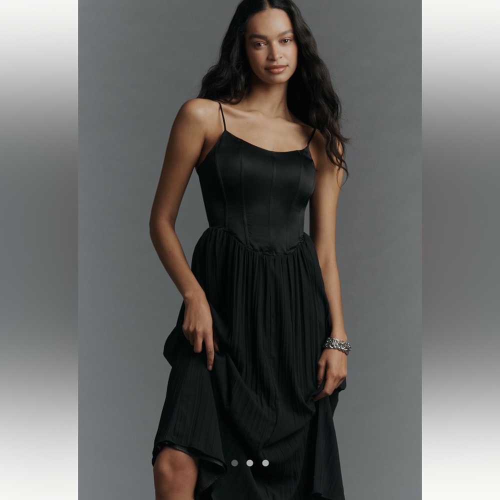 PAIGE
Elke Midi Dress